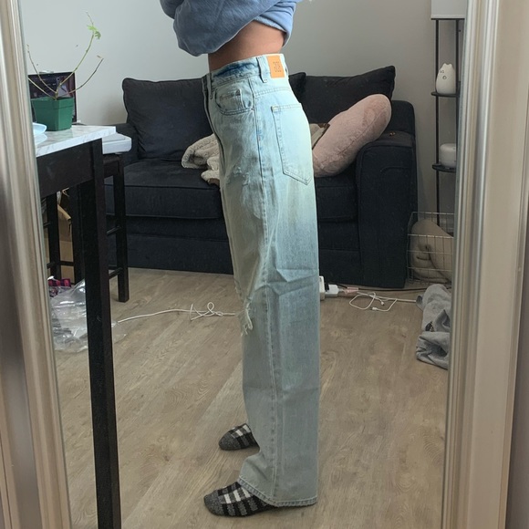 NEW Urban Outfitters Jeans - Picture 2 of 4
